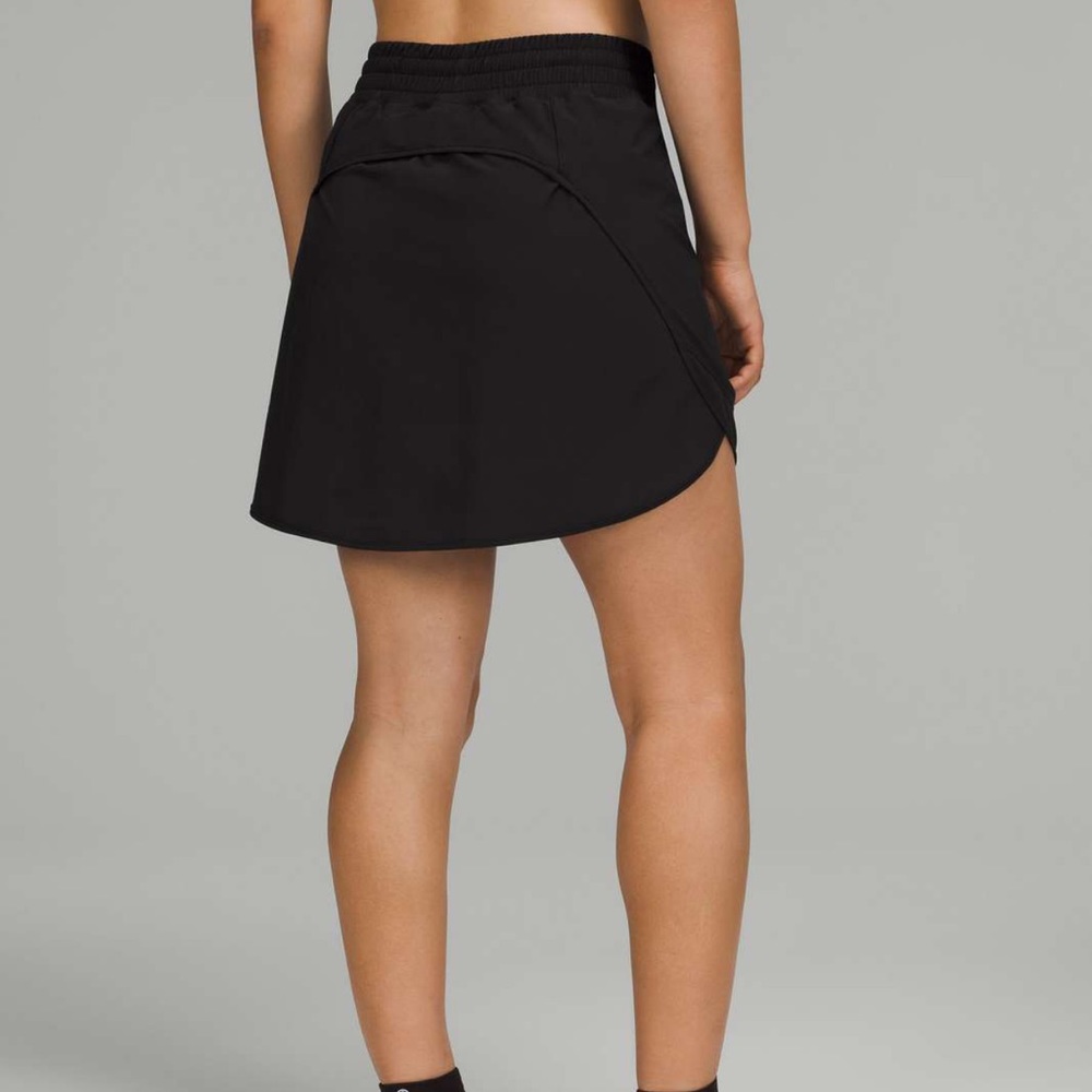 Lululemon Hotty Hot Skirt Black